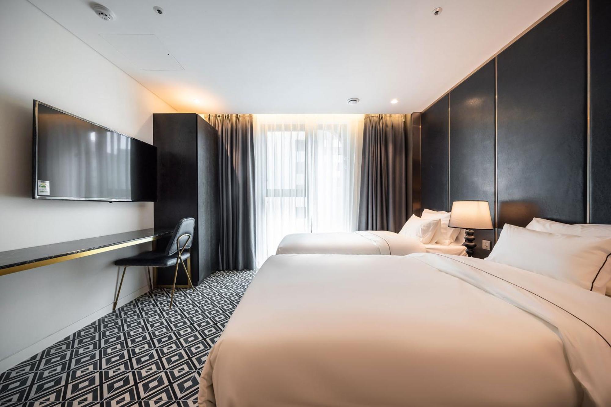Hotel The Castle Jamsil-Sene Seoul Exterior photo